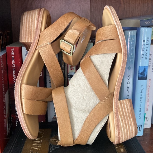 New! Kork-Ease Marianna Light Brown Italian Leather Sandals Women's Size 6 - Picture 10 of 14